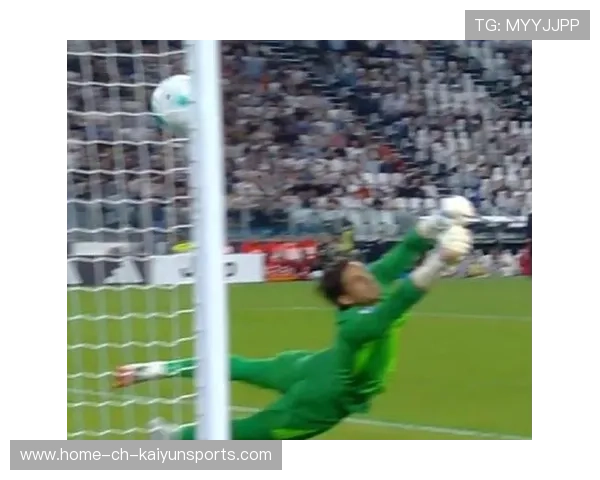 索默连续两次封堵克雷莫内塞前锋近距离补射，力保国米城门不失